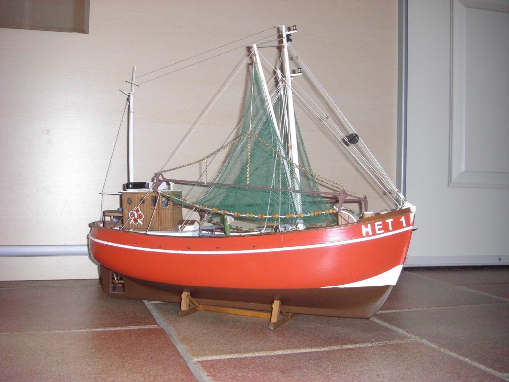 Billing Boats Cux 87