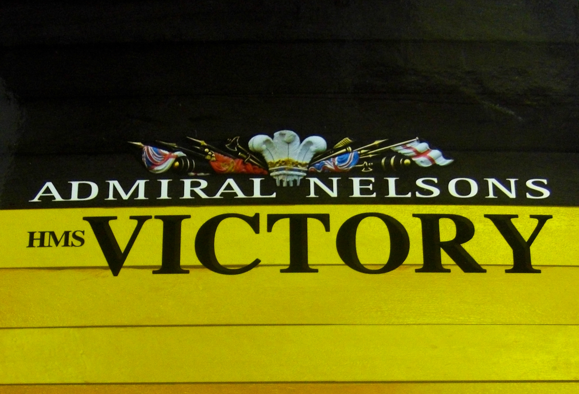 Deckblatt eines Ordners zur HMS Victory von De Agostini